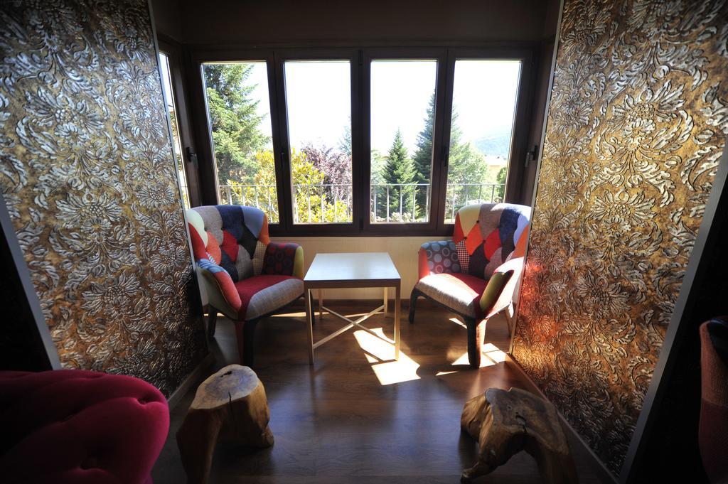 Hostal Vall D'Aneu By Arcas & Sambola Esterri D'Aneu Luaran gambar