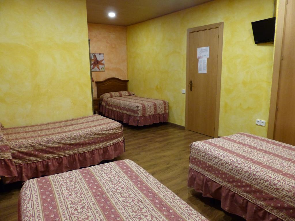 Hostal Vall D'Aneu By Arcas & Sambola Esterri D'Aneu Luaran gambar