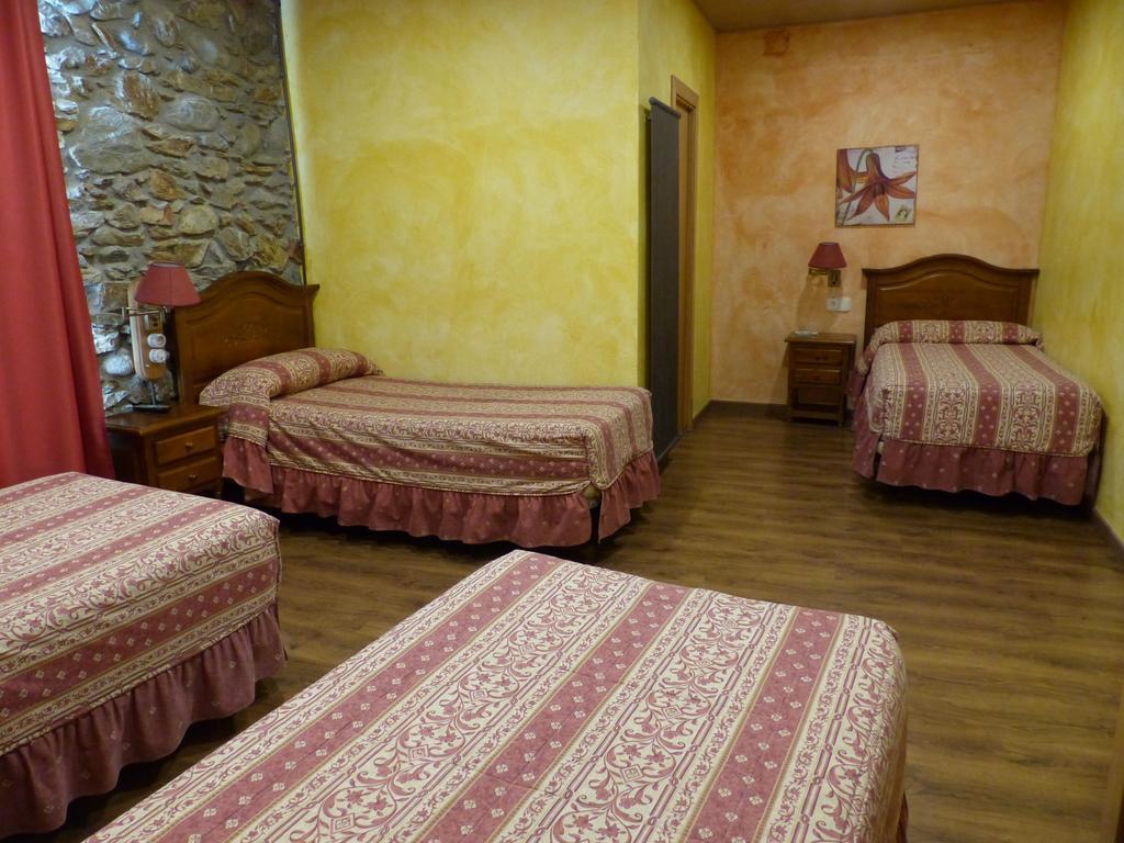 Hostal Vall D'Aneu By Arcas & Sambola Esterri D'Aneu Luaran gambar