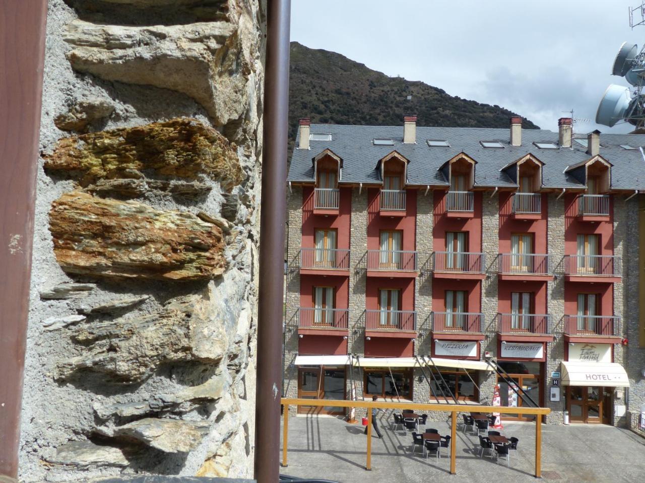 Hostal Vall D'Aneu By Arcas & Sambola Esterri D'Aneu Luaran gambar